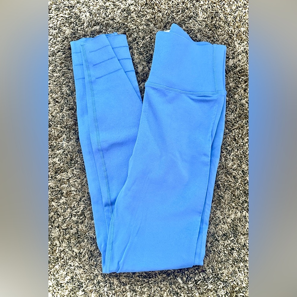Fabletics Women’s Sky Blue SculpKnit Leggings- Size Large
